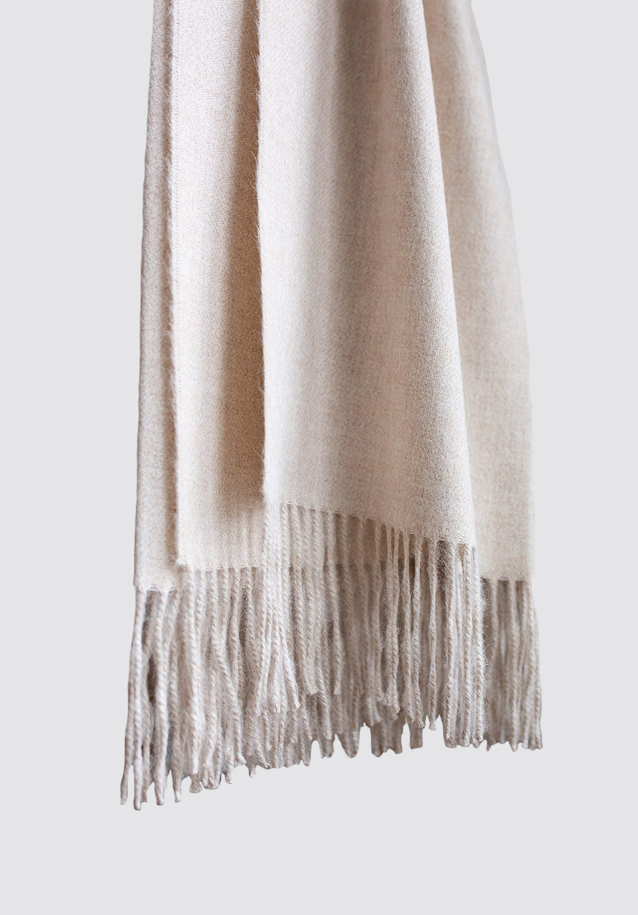 Encanto Alpaca Throw | Alabaster