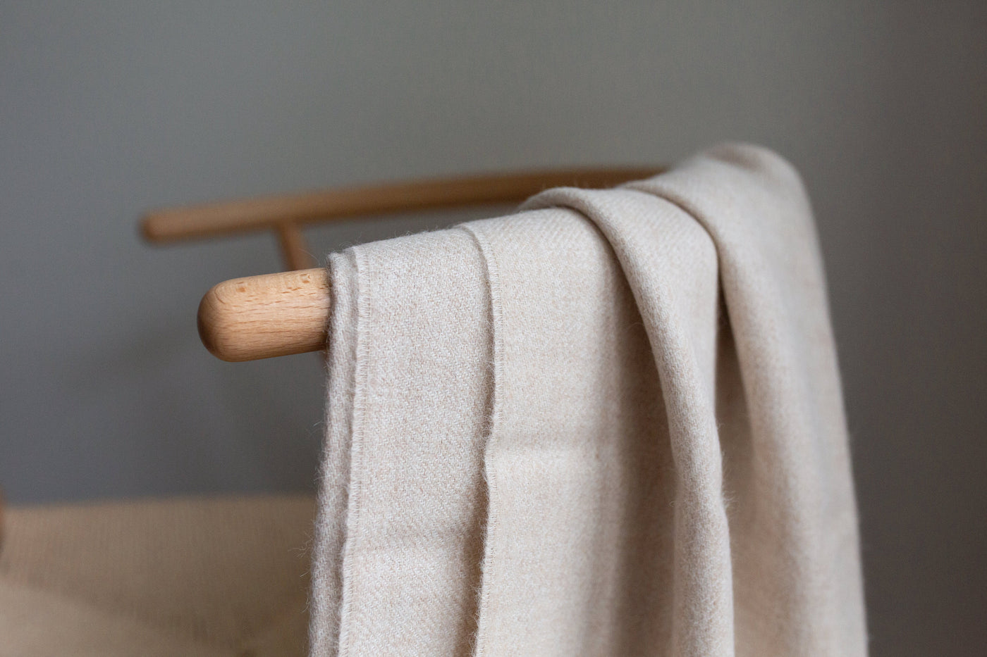 Encanto Alpaca Throw | Alabaster